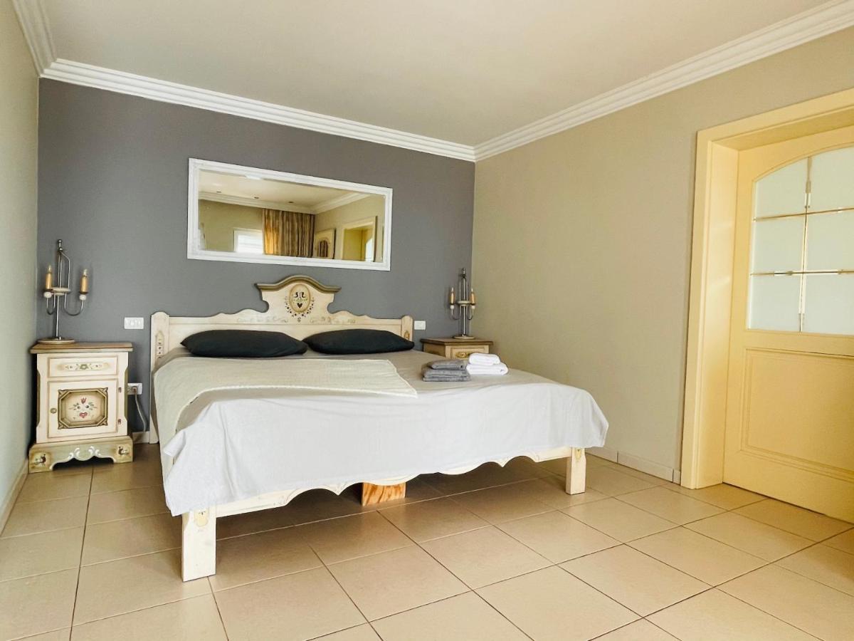 Relaxing Villa Heated Pool Luxurious Views Massage Santa Ursula  Luaran gambar